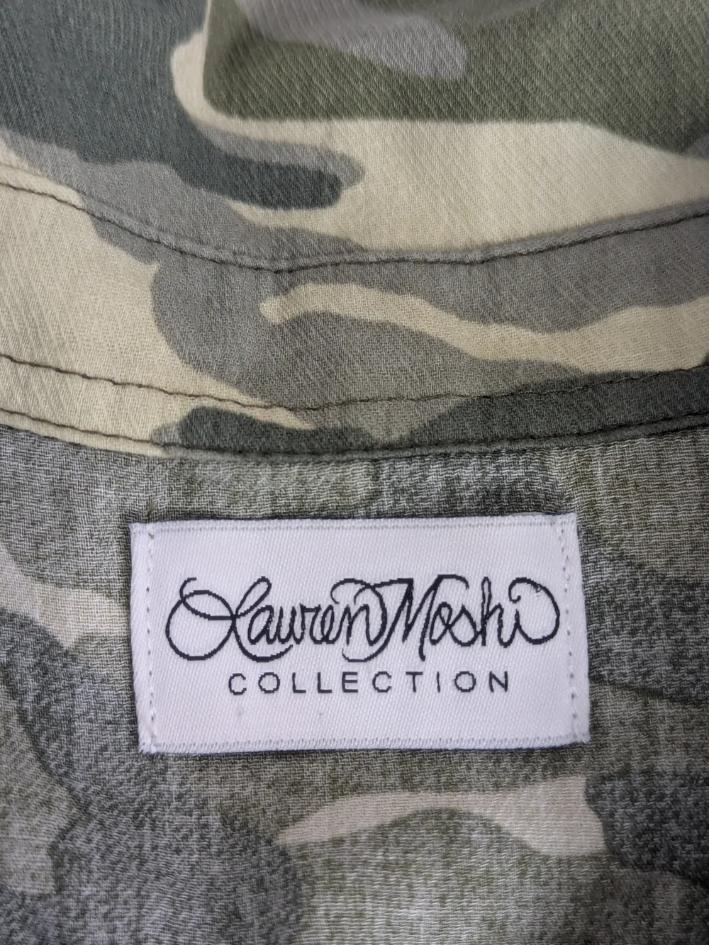 Lauren Moshi Anaya Button Up Shirt Camo Longhorn Lips Size Small